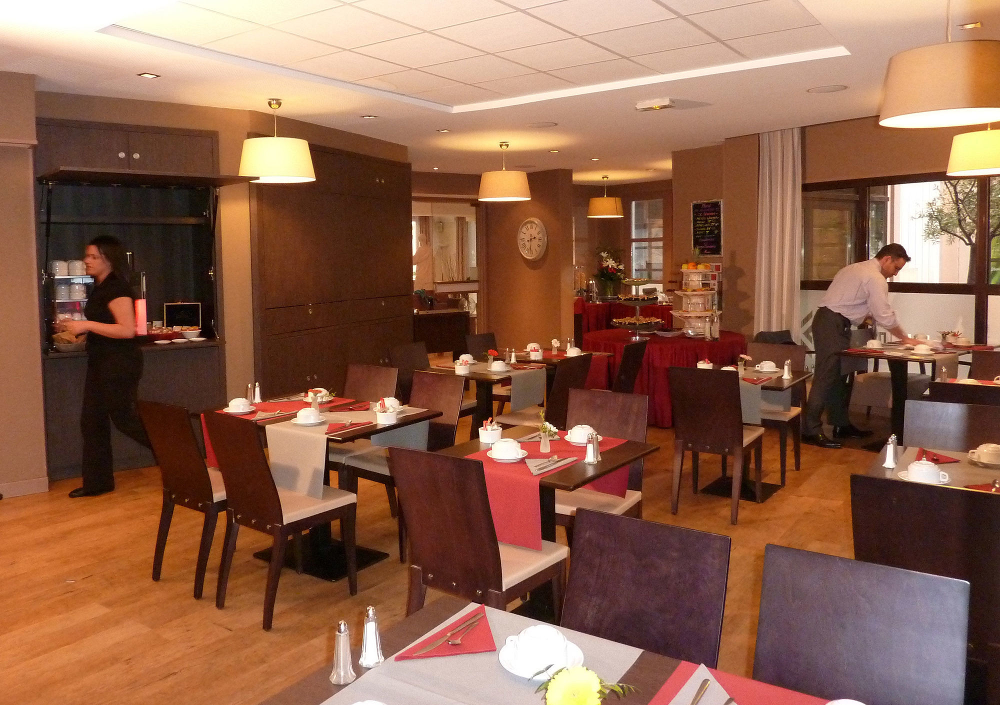 Appart Hotel Odalys City Aix En Provence L'Atrium Aix-en-Provence Restaurant foto